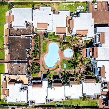 Le Paradis, Self-Catering Beachfront Apartments Ballito Kültér fotó